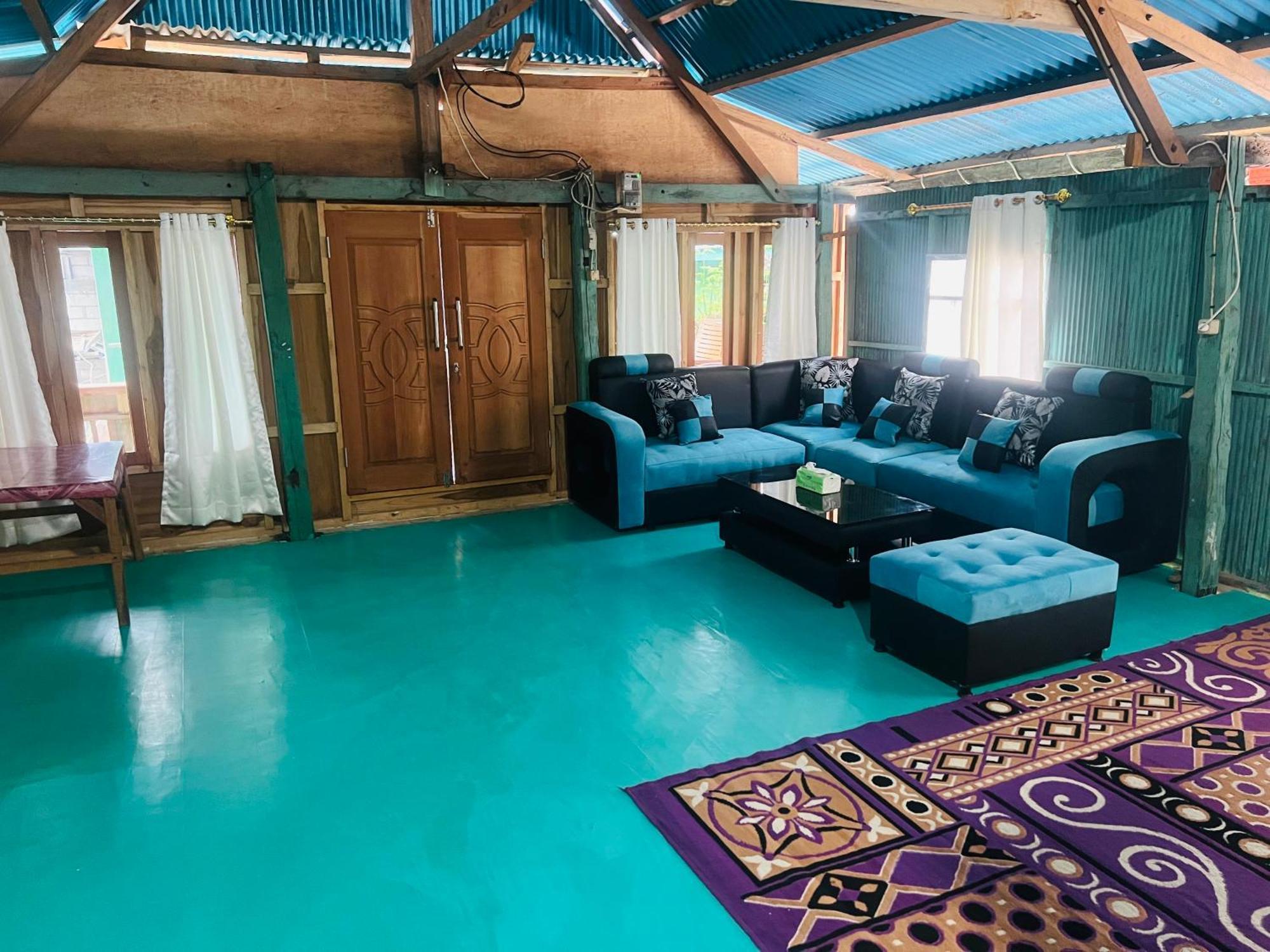 Jhuna Komodo Homestay מראה חיצוני תמונה